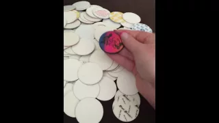 How to play POGS