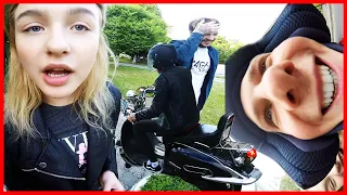 VLOG ● Лера разбила мой мопед! 🚑