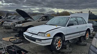 JUNKYARD SCORE! RARE 90-91 Civic Sedan EX Model