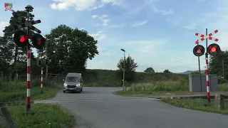 Przejazd kolejowy Kłodzko Książek (PL) - 4.7.2022 / Železniční přejezd / Polish railroad crossing