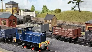 Warley MRC Winter Open Day with Accurascales First Running Example of its New O Gauge Ruston