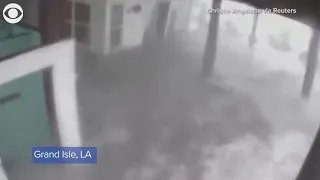 Water slams home in Grand Isle, Louisiana as Hurricane Ida moves in