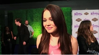 Kelli Berglund Teases "Exciting" LAB RATS Season 4 Episodes & Summer Bucket List