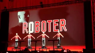 Kraftwerk - "Die Roboter" Live, Dresden Albertinum 03.02.2018
