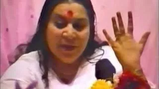 Shri Mataji Self Realization (Kundalini Awakening) Sheffield England 1985 (Nottingham) Sah