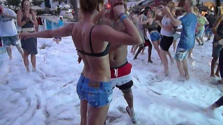 Cuba in Tunesia 2017 - Foam Party Diana & Yoandy Bachata