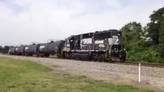 Railway Crossing For Norfolk Southern Railroad & CSX,  Dangerous Crossing!  Carlisle Ohio Trains