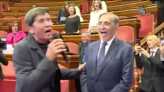 GIANNI MORANDI IN SENATO CANTA L'INNO D'ITALIA INVITATO DAL PRESIDENTE IGNAZIO LA RUSSA