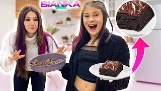 PRIMEIRA VEZ FAZENDO BROWNIE ! - BIANKA