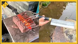 Crafting iron curse manually - Forging handmade knives in the Chinese way