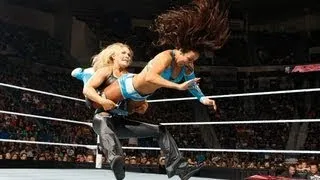 WWE Monday Night RAW 06/11/2012 - Layla & Santino Marella vs. Beth Phoenix & Ricardo Rodriguez