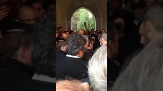 Macron Confronts Israeli Security at Church of Saint Anne, Considered French Territory, in Jerusalem