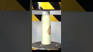 Glass VS200 tons of liquid pressure an amazing explosion