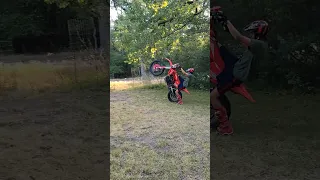 Beta Xtrainer 300cc Wheelie Fail