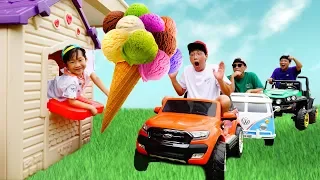 Yejun Make Story about  Ice cream for children with Car Toys