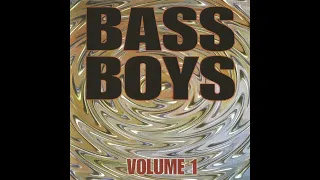 Bass Boys - Salt Shaker (Monie Mike)