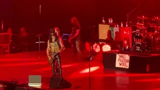 Myles Kennedy introduces Slash - World On Fire - Live At Forum Assago (MI), 22/04/2024