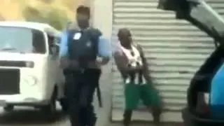 policial dançando joao neto e frederio nao to valendo nada