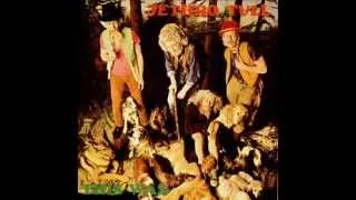 Jethro Tull - Beggars' Farm (the other version)