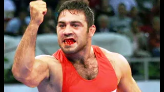 Wrestler of the Century Wins Finals with Ambition and Blood