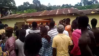 A "flying coffin" used as a weapon kills a person in Cosrou, Ivory Coast