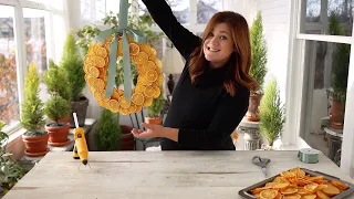 DIY Dried Orange Wreath! 🍊🌿🧡 // Garden Answer