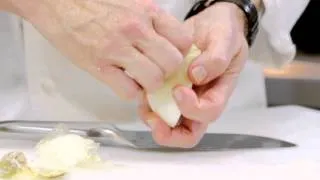 Chop Onions without Crying with Chef Eric Crowley, Chef Eric's Culinary Classroom/LA, CA