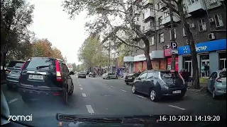 Появилось видео момента ДТП с четырьмя машинами в центре Николаева