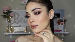 Maquillaje en tonos cálidos🔥 con un pop de color rosa fucsia💗👌🏼