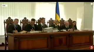 Суд переніс розгляд справи експрезидента Януковича / включення