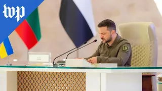 Zelensky makes surprise visit to Saudi Arabia