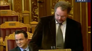 Lars Sponheim: - Hver mann sin høne (10.03.2004)