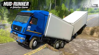 Spintires: MudRunner - MAZ Truck With Trailer Trying To Drive Through Road Collapse