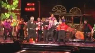 Madonna - 15. La Isla Bonita (Sticky & Sweet Tour, Live Italy)