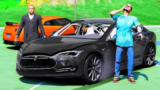 РЕАЛЬНАЯ ЖИЗНЬ В GTA 5 - ВСТРЕТИЛСЯ С БРЭД ПИТТОМ И ПОКАТАЛСЯ НА ЕГО Tesla Model S! ⚡ГАРВИН