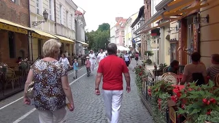 3 minutes walk through the streets of Vilnius, Lithuania