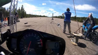 SUZUKI GSR600 VS GSXR600 DRAG RACE