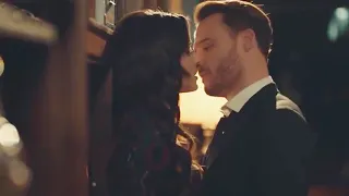 Eda & Serkan - Kisses and hot scenes 🔥 | Sen Çal Kapımı