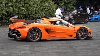 Koenigsegg Jesko - Start, Flames, Accelerations & BRUTAL SOUNDS!