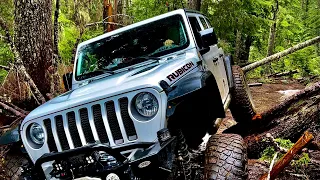 Exploring snow covered Washington backcountry discovery route. #wabdr #jeep #offroad