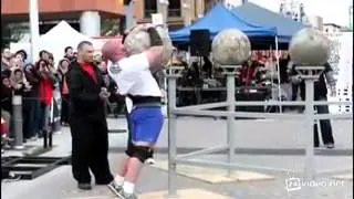 World's strongest man Competitor Breaks his back.