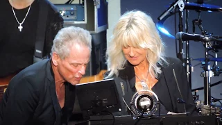 Lindsey Buckingham & Christine McVie of Fleetwood Mac Go Your Own Way Live 2017