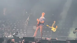 Shawn Mendes live in Calgary Ruin