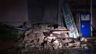 Strong twin quakes rock central Italy