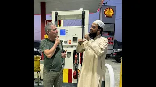 Pakistan: Deaf Shell Oil Owner