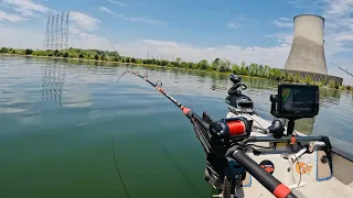 Catfishing for Money - Chickamauga Reservoir