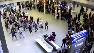 Flash Mob at St Pancras International NYE 2010 chunk 1