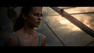 Tomb Raider  Лара Крофт Путь к острову Яматай Лара изучает записи отца