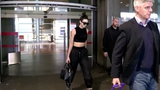 EXCLUSIVE ( NO PICS) : Kendall Jenner arriving at Paris airport for the 2016 Paris Fashion Week