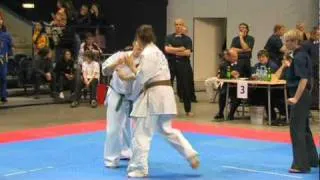 Henrietta Faragó vs. Buchholtz Christine - European (Shin)Kyokushin Karate Championship 2011